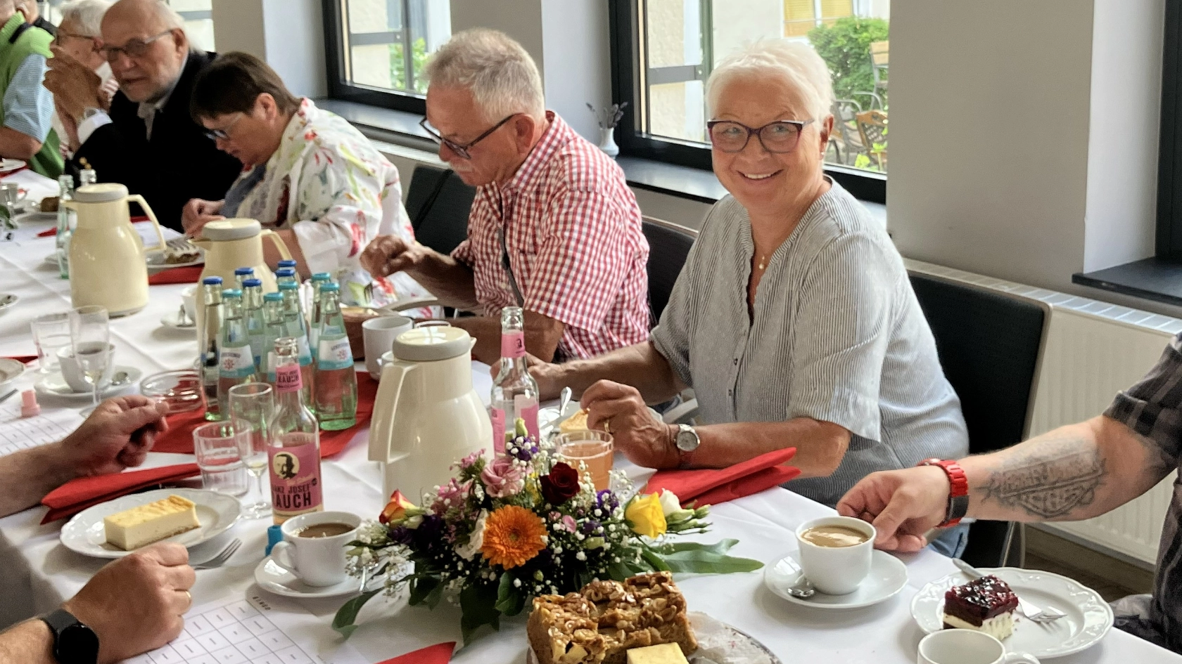 Kaffee,Kuchen und ein Lächeln